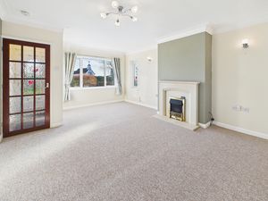 Living Room- click for photo gallery